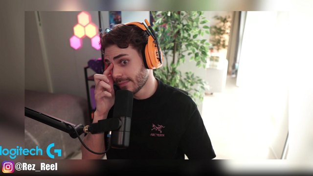 I accidentally blinked in cursive | !logitech | #REZFAM