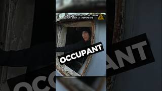 Why Living In This Store Sign For A Year Backfired 😳