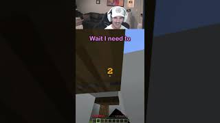 Minecraft weapon swap