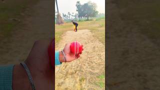 off spinner bowling #cricket🏏🏏 #shorts fast bowling Air swing bowling tenish grip youtube #shorts