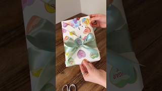 Will You Try This Gift Wrap Hack? 🎁✨